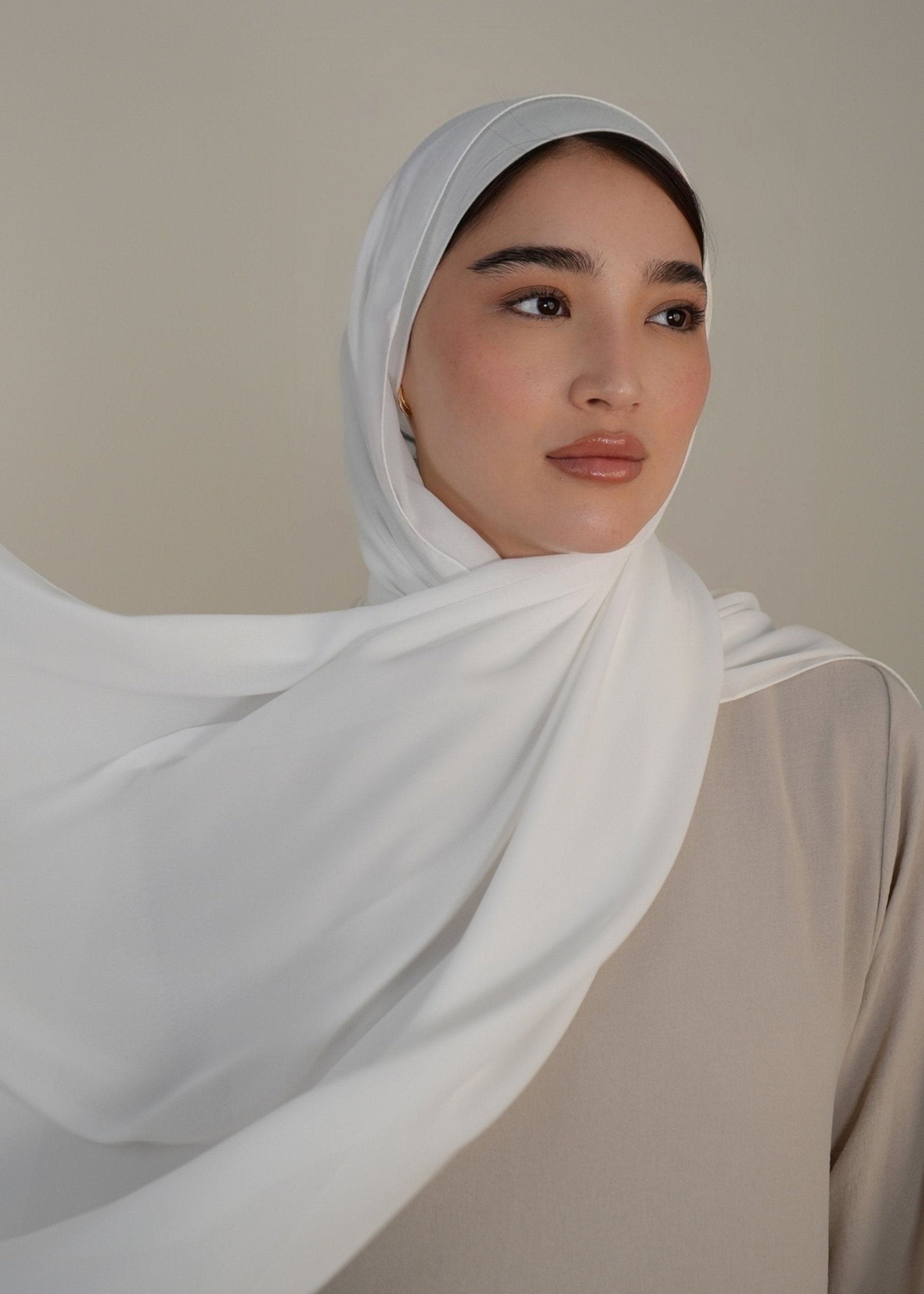 Dubai White Krepp Mix Bundle