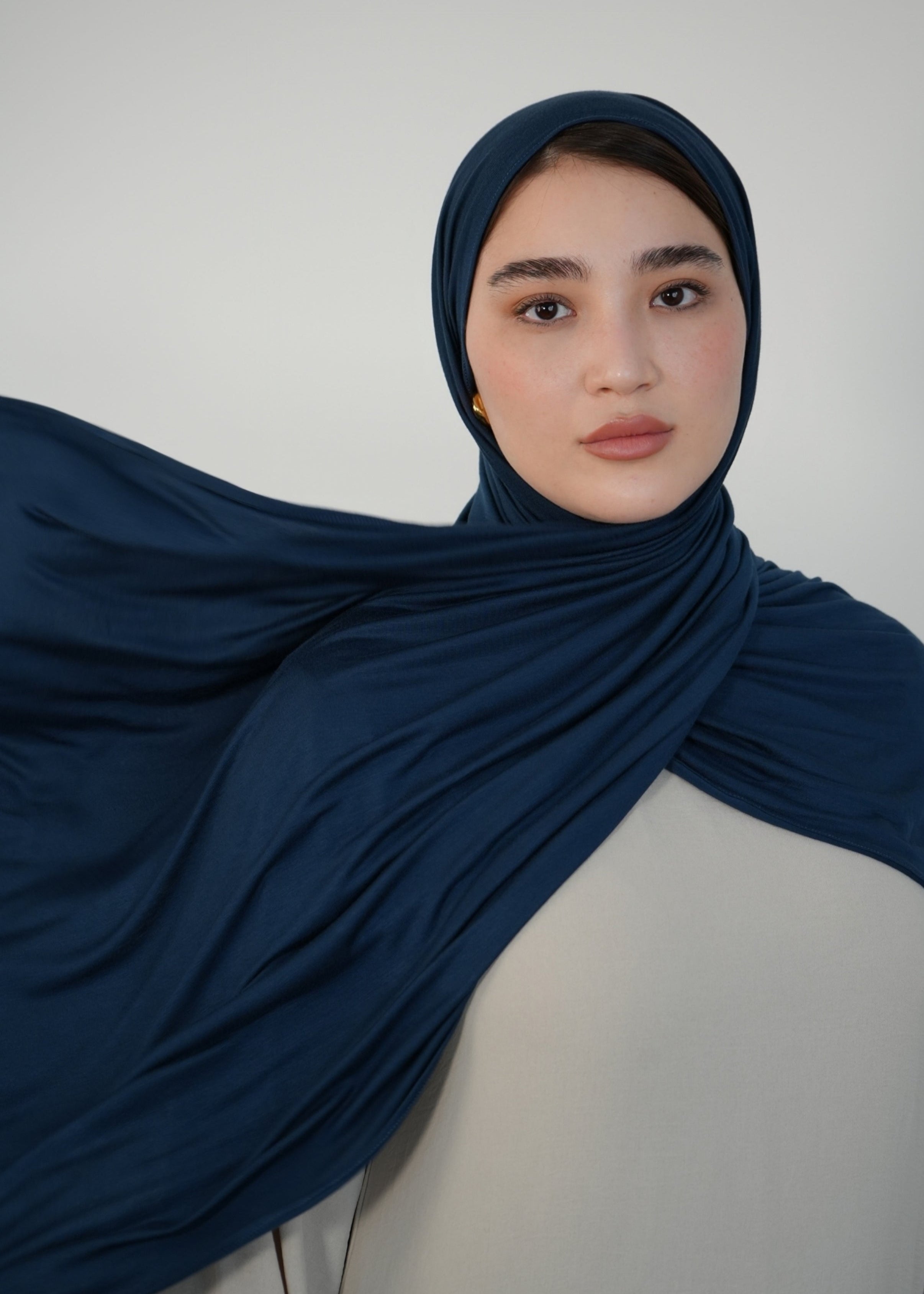 Premium Jersey Hijab - Istanblue