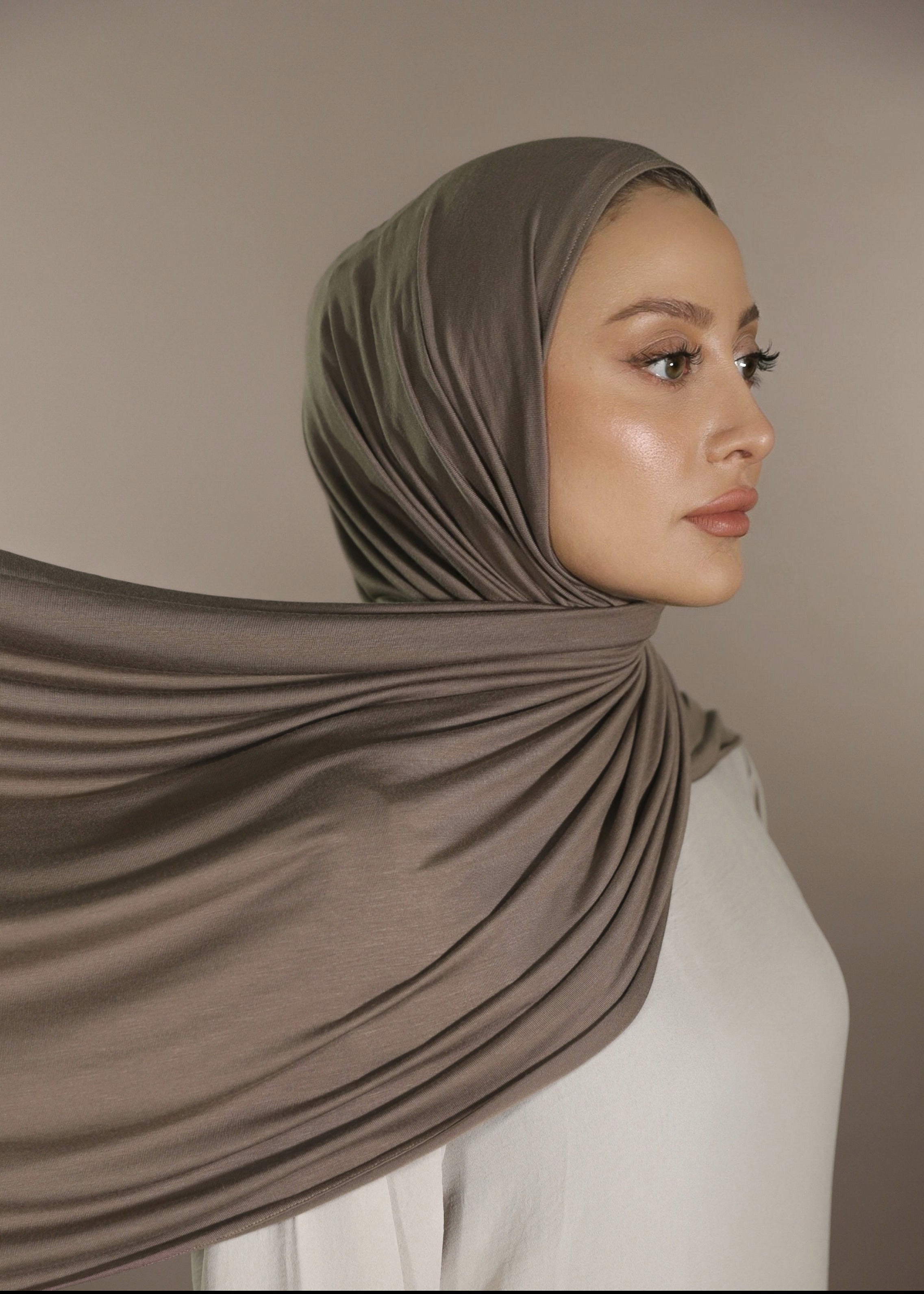 Premium Jersey Hijab - Mocca