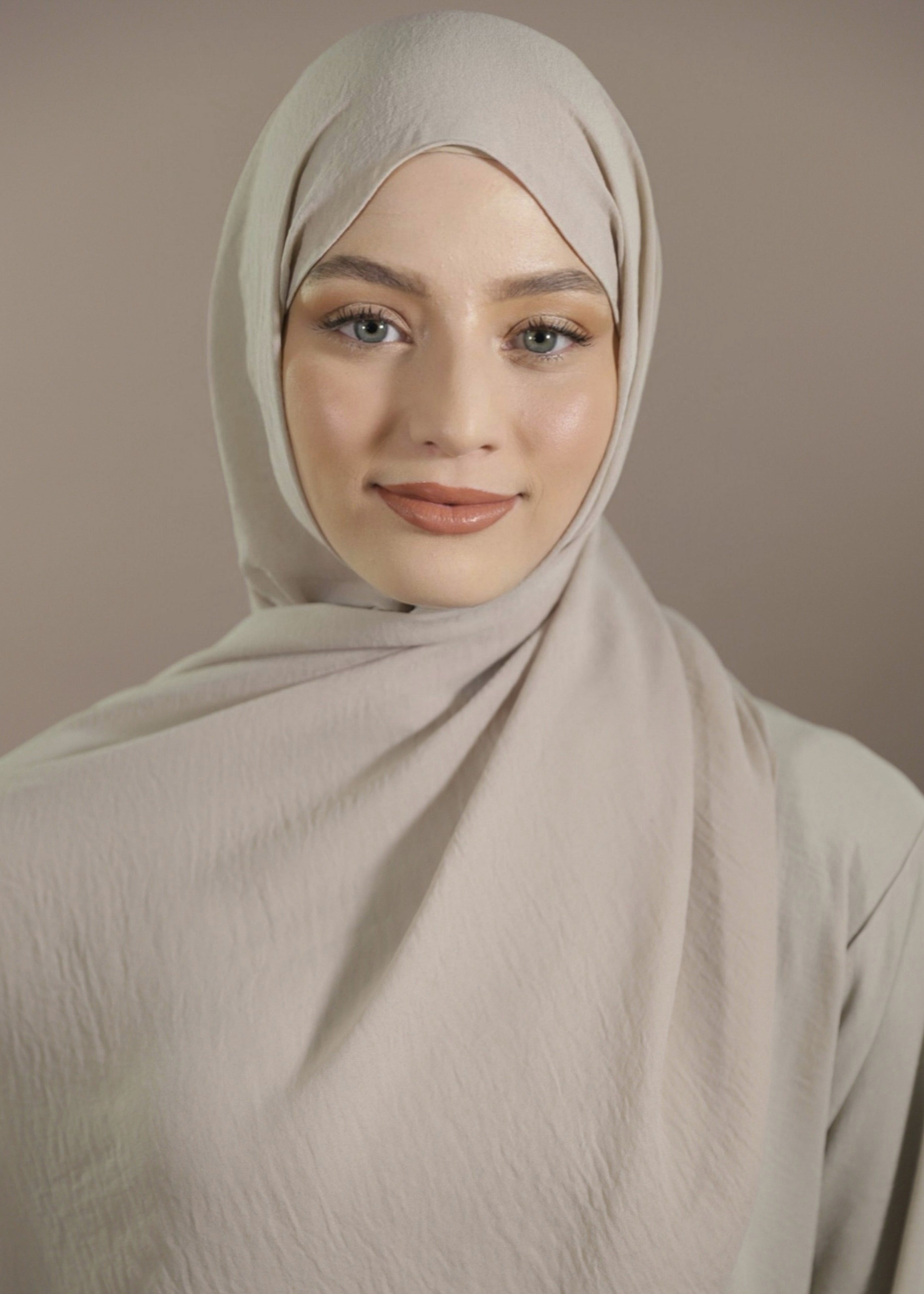 Crinkle Hijab - Beige